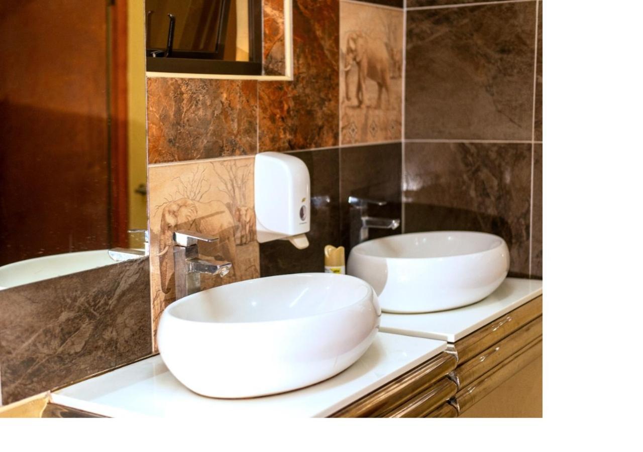 Msc Hotel Otjiwarongo Monitronics エクステリア 写真