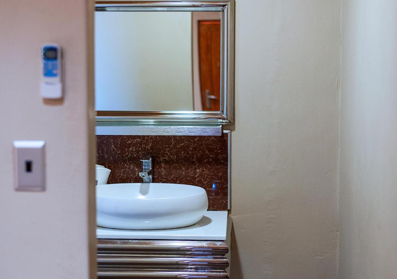Msc Hotel Otjiwarongo Monitronics エクステリア 写真